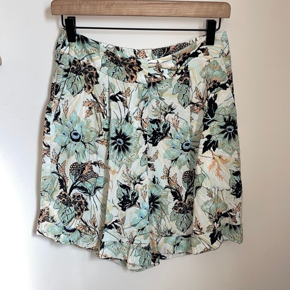 *NWT Diane Von Furstenberg Nathalie Astrantia Tulip Shell Crepe Shorts - Picture 3 of 9